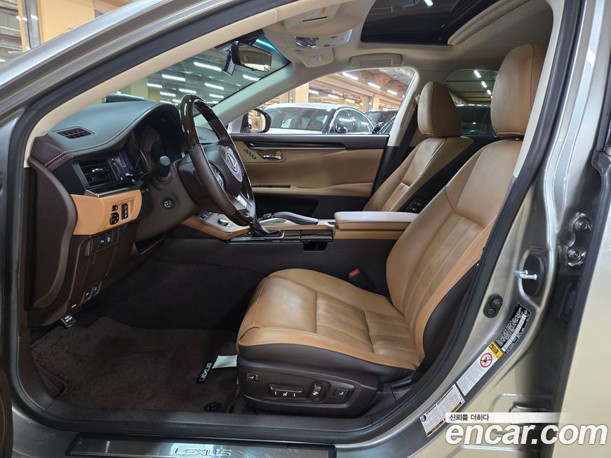 Lexus ES 2018