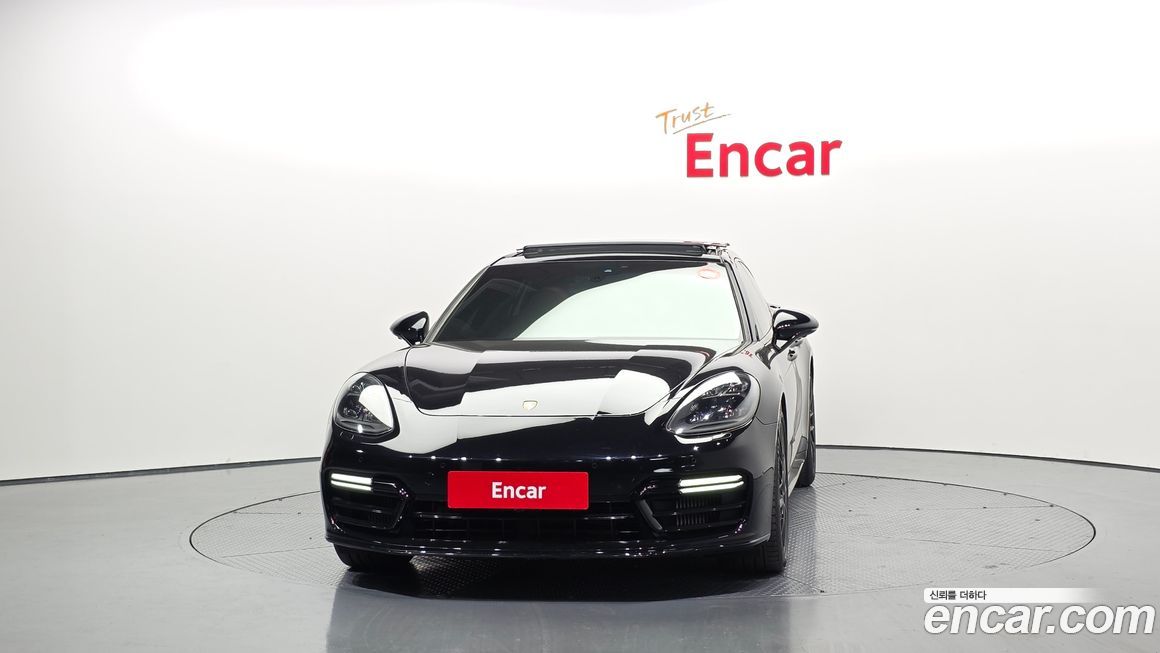 Porsche Panamera 2020