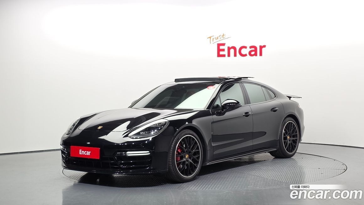 Porsche Panamera 2020