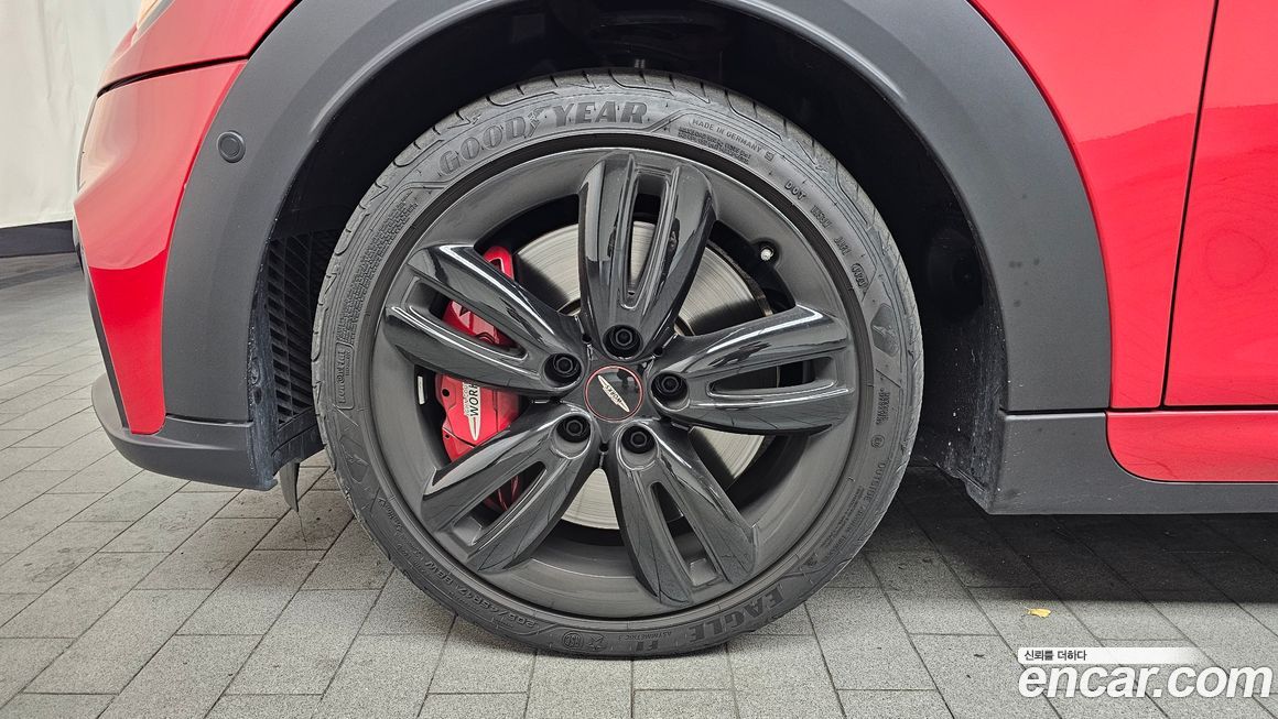 Mini Cooper Convertible 2024