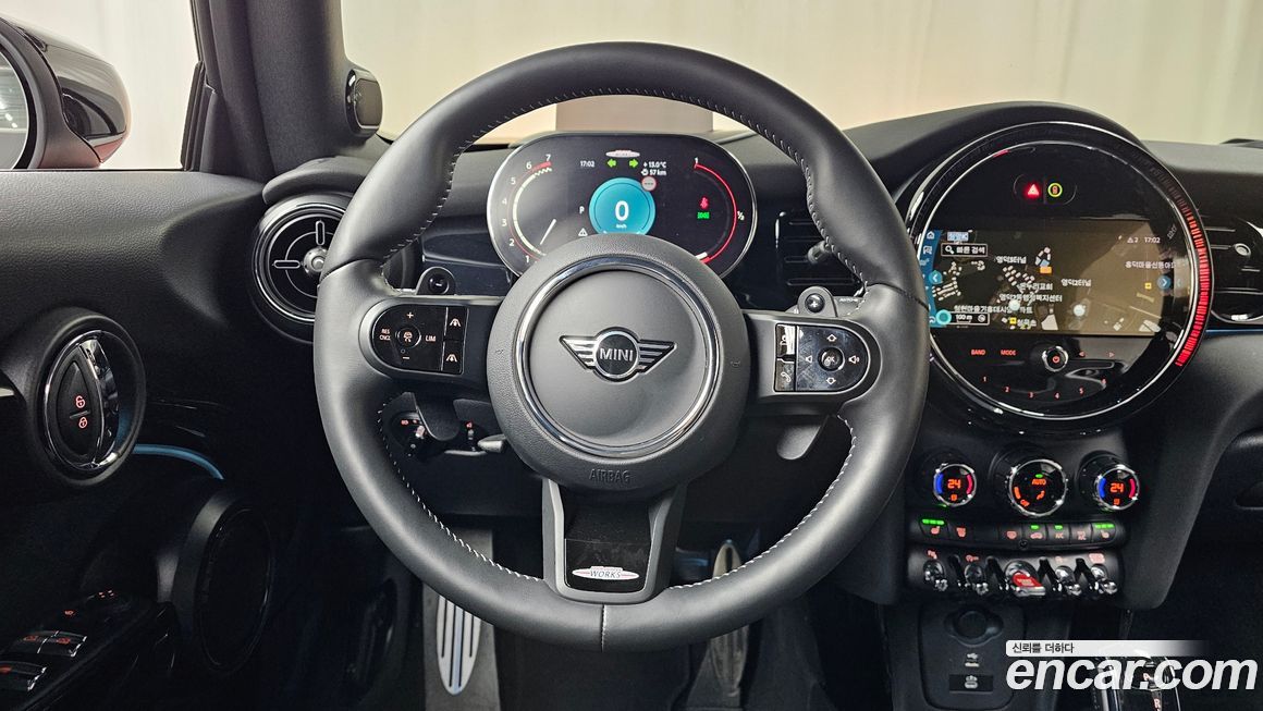 Mini Cooper Convertible 2024