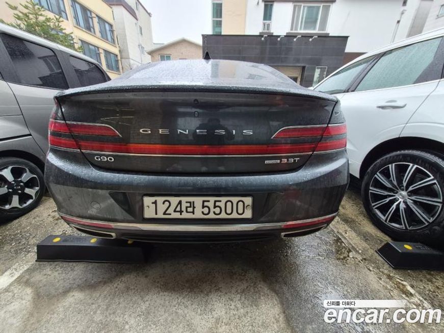 Genesis G90 2020