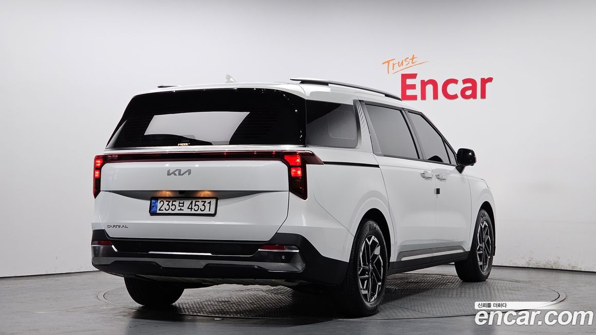 Kia Canival 2025