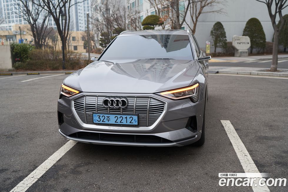 Audi e-tron 2021