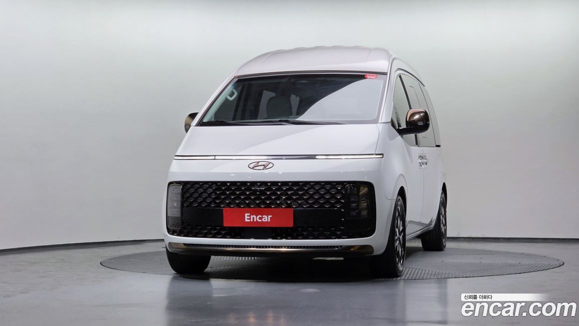 Hyundai Staria 2023