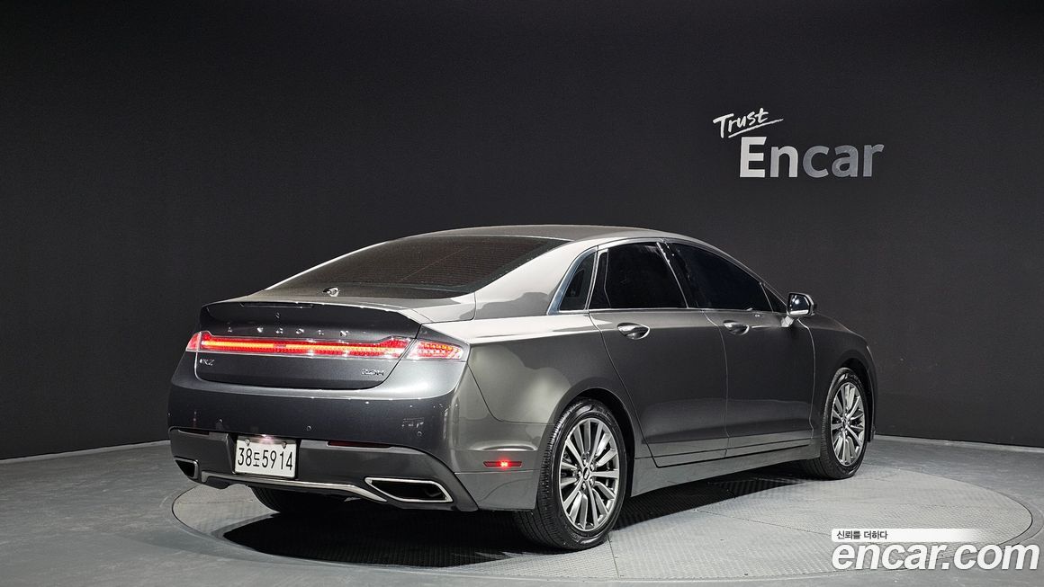 Lincoln MKZ 2019