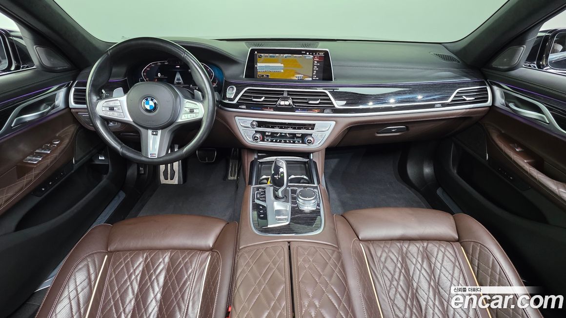 BMW 7-Series 2021