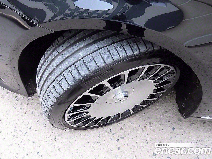 Mercedes-Benz S-Class 2020