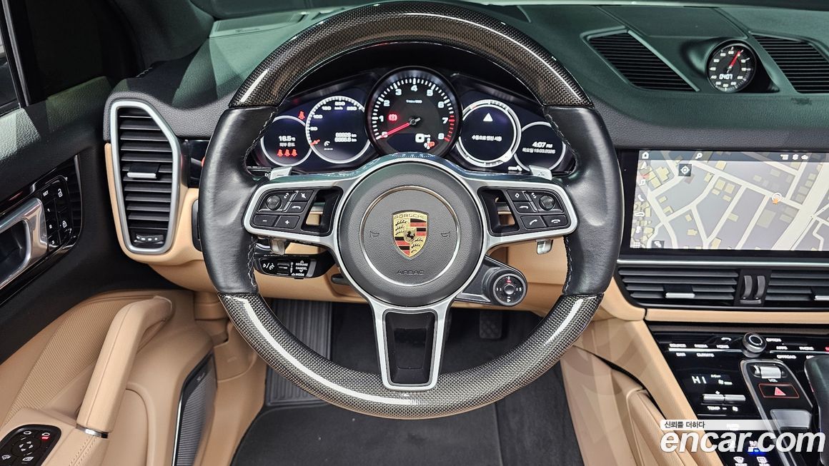 Porsche Cayenne 2021