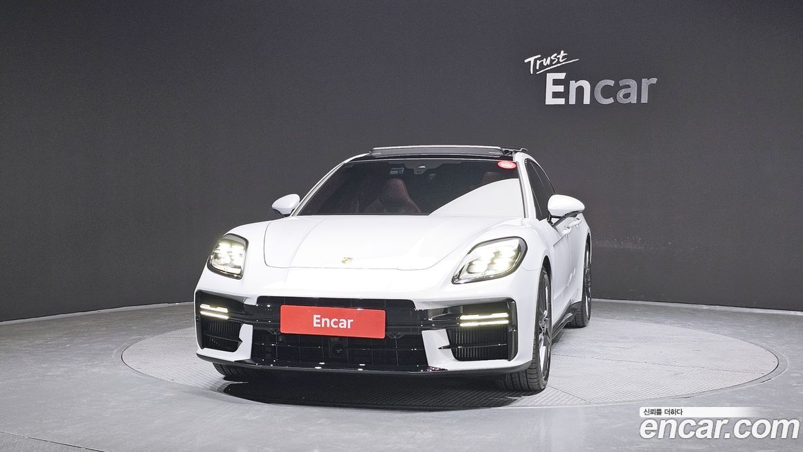 Porsche Panamera 2025