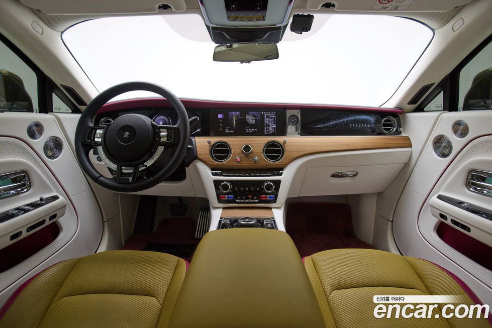 Rolls-Royce Spectre 2024