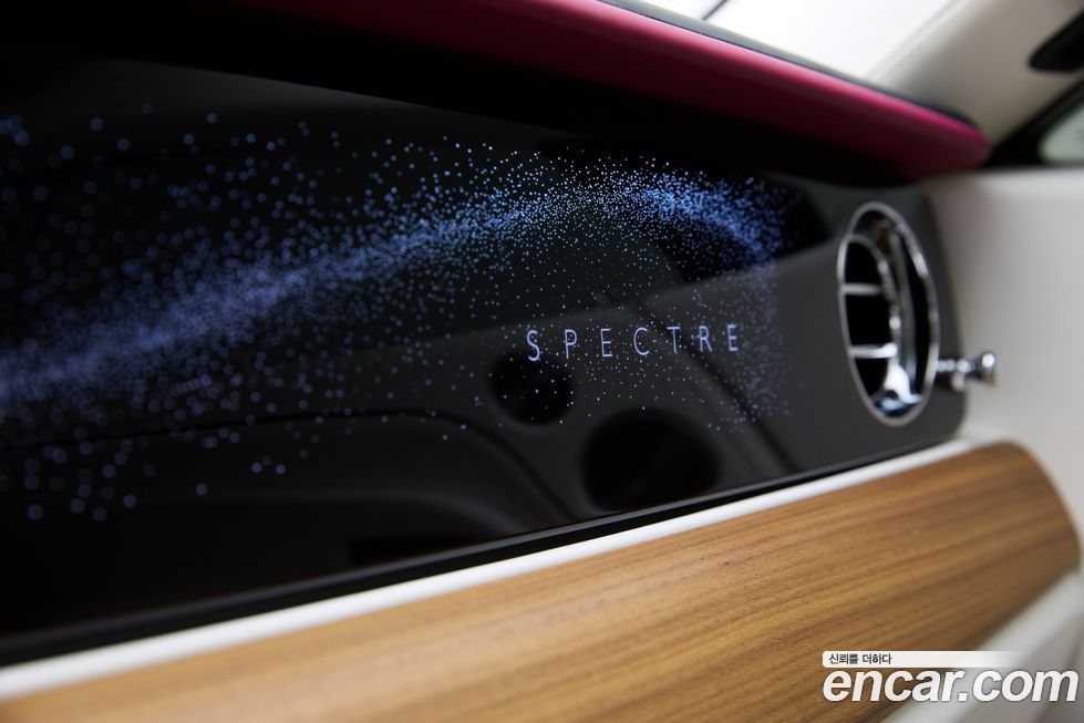 Rolls-Royce Spectre 2024