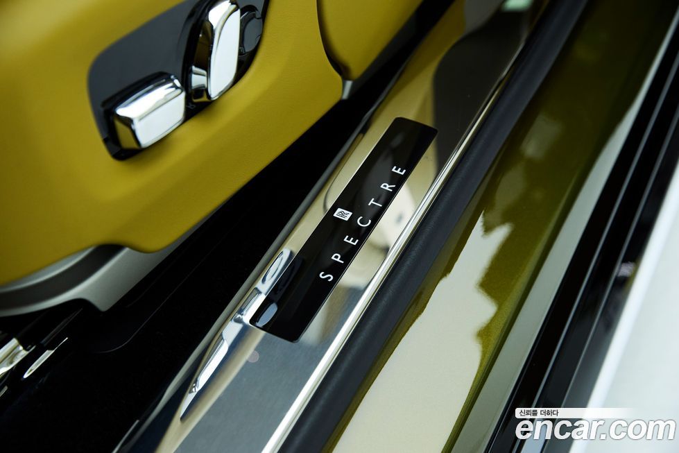 Rolls-Royce Spectre 2024