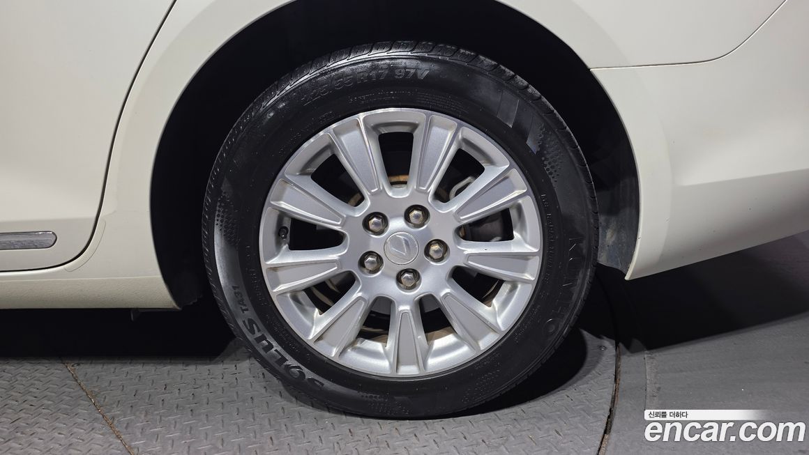 ChevroletGMDaewoo Alpheon 2012