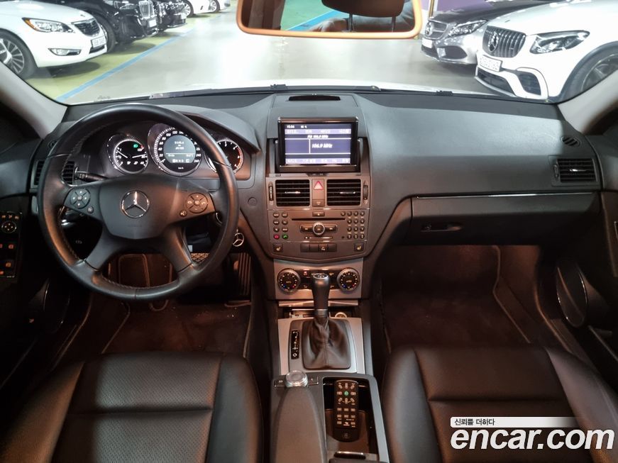 Mercedes-Benz C-Class 2010