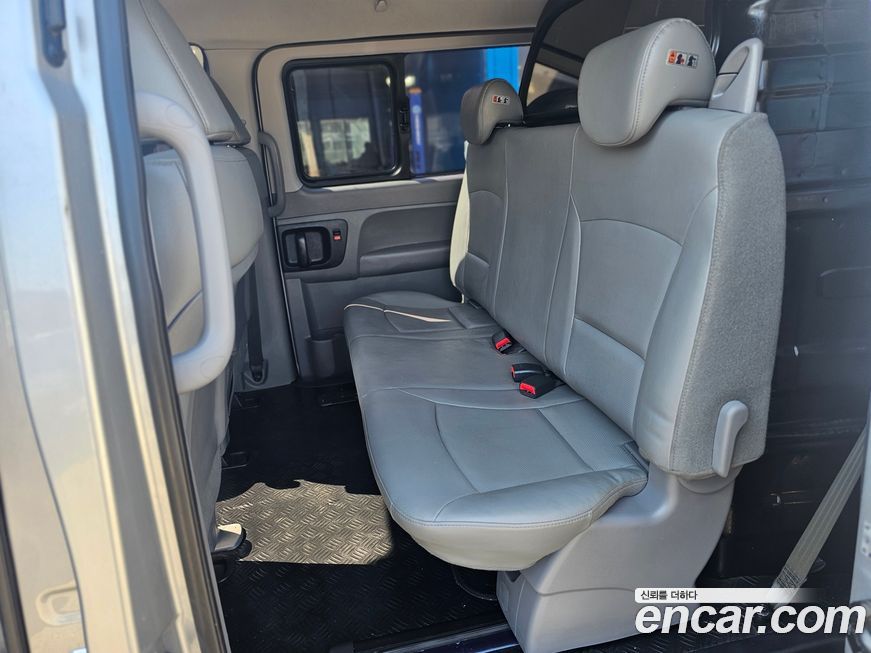 Hyundai Starex 2019