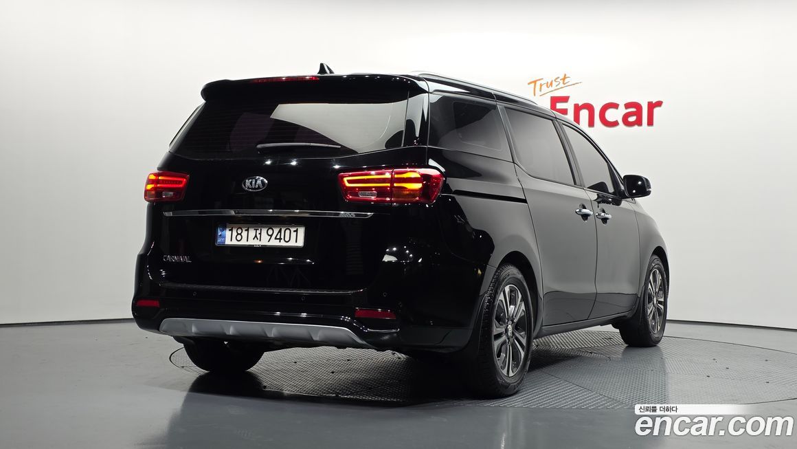 Kia Canival 2019
