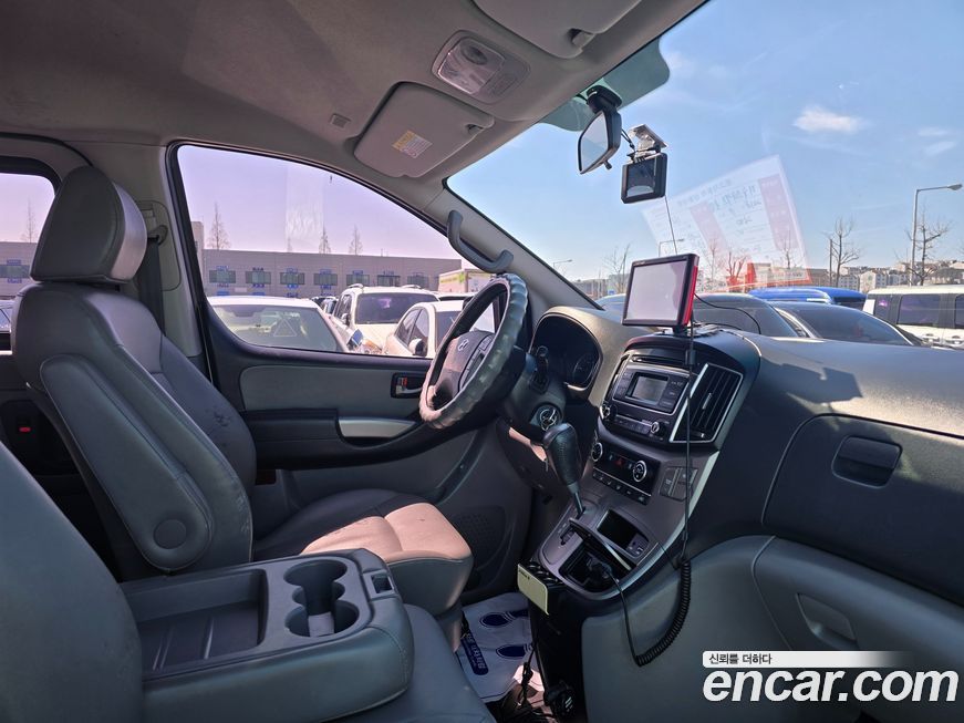 Hyundai Starex 2019