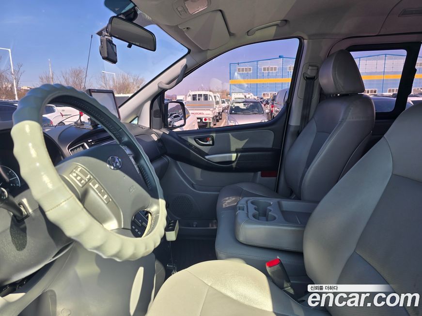 Hyundai Starex 2019