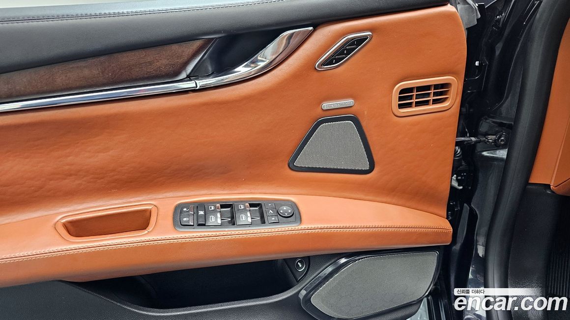 Maserati Quattroporte 2014