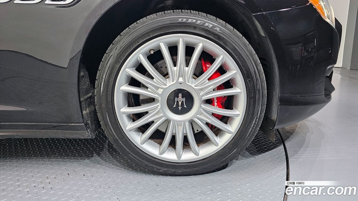 Maserati Quattroporte 2014