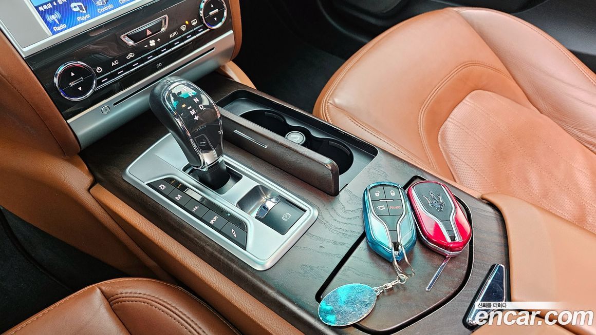 Maserati Quattroporte 2014