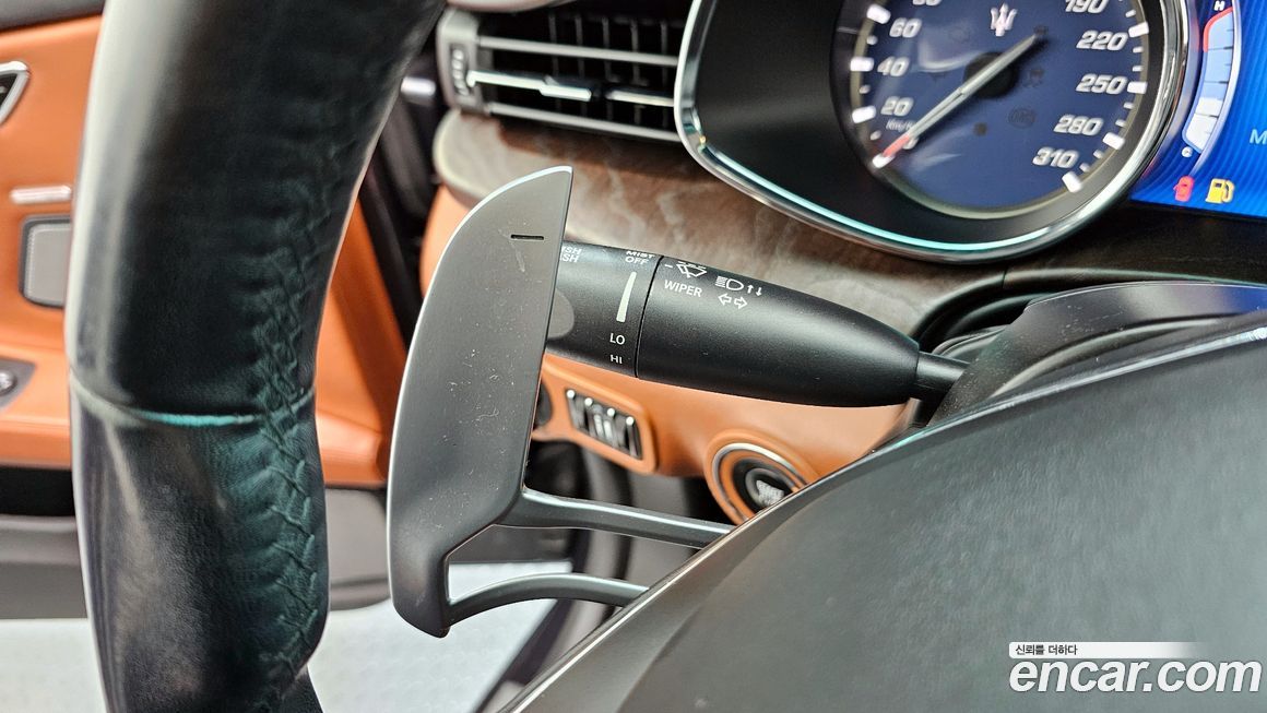 Maserati Quattroporte 2014