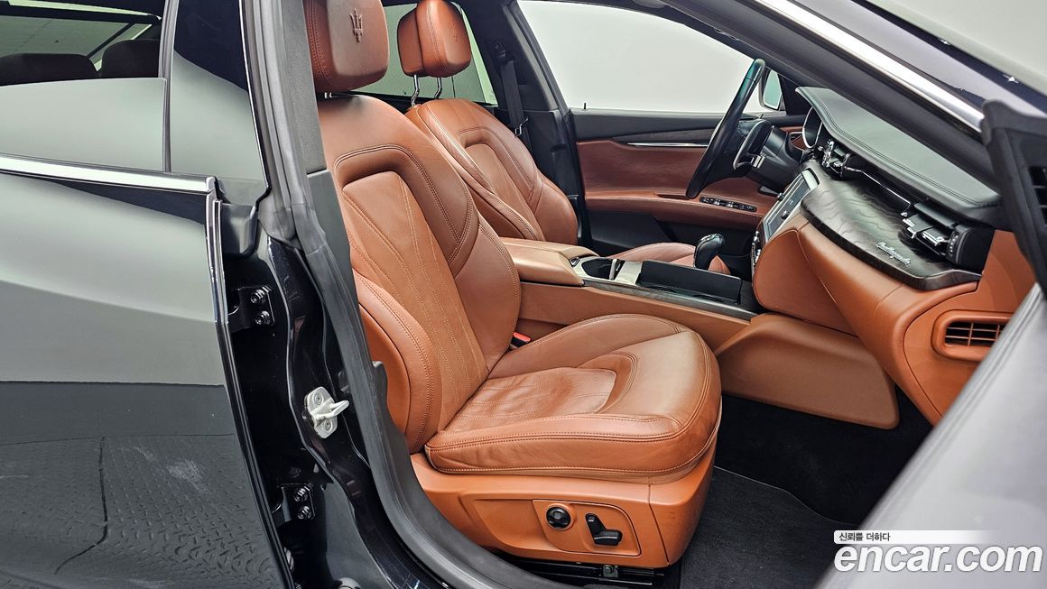 Maserati Quattroporte 2014