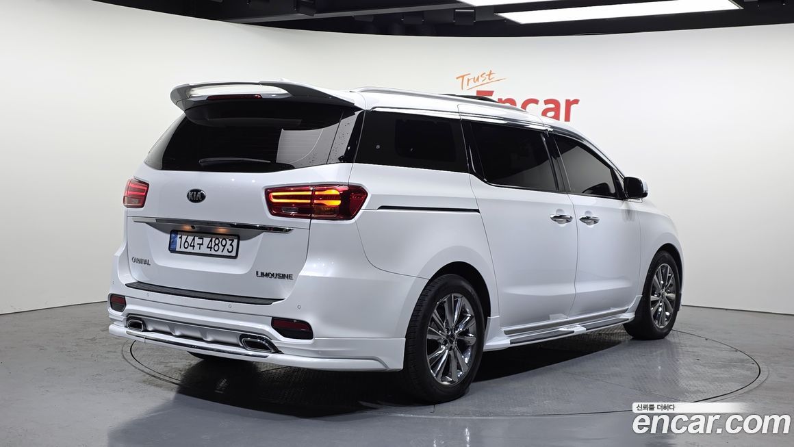 Kia Canival 2019