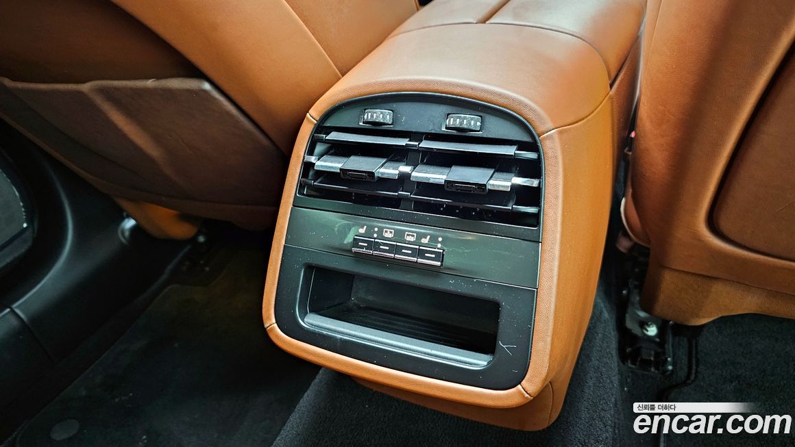 Maserati Quattroporte 2014