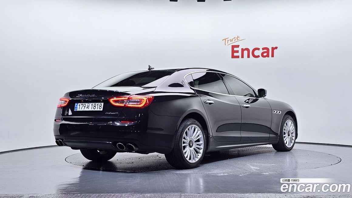 Maserati Quattroporte 2014