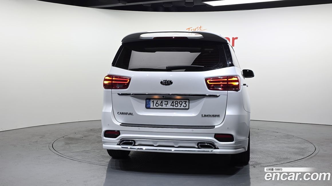 Kia Canival 2019