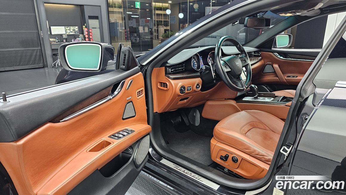 Maserati Quattroporte 2014