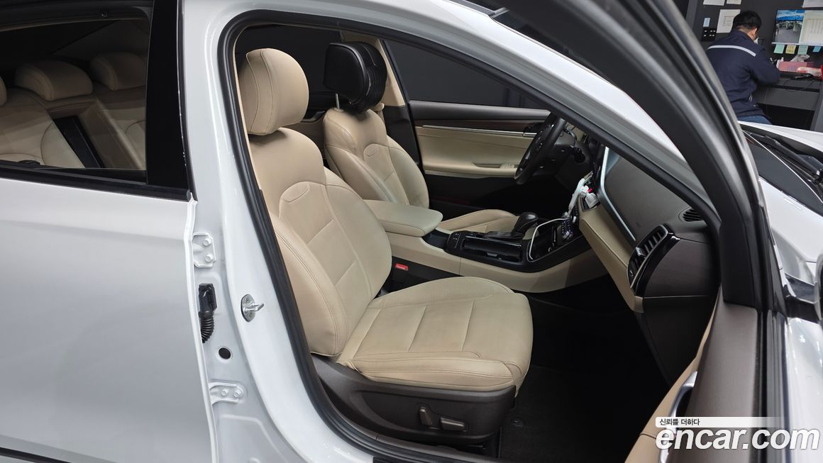 Hyundai Grandeur 2019