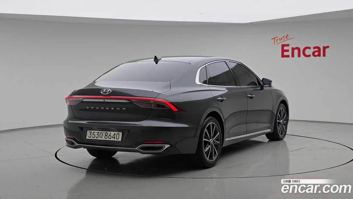 Hyundai Grandeur 2022