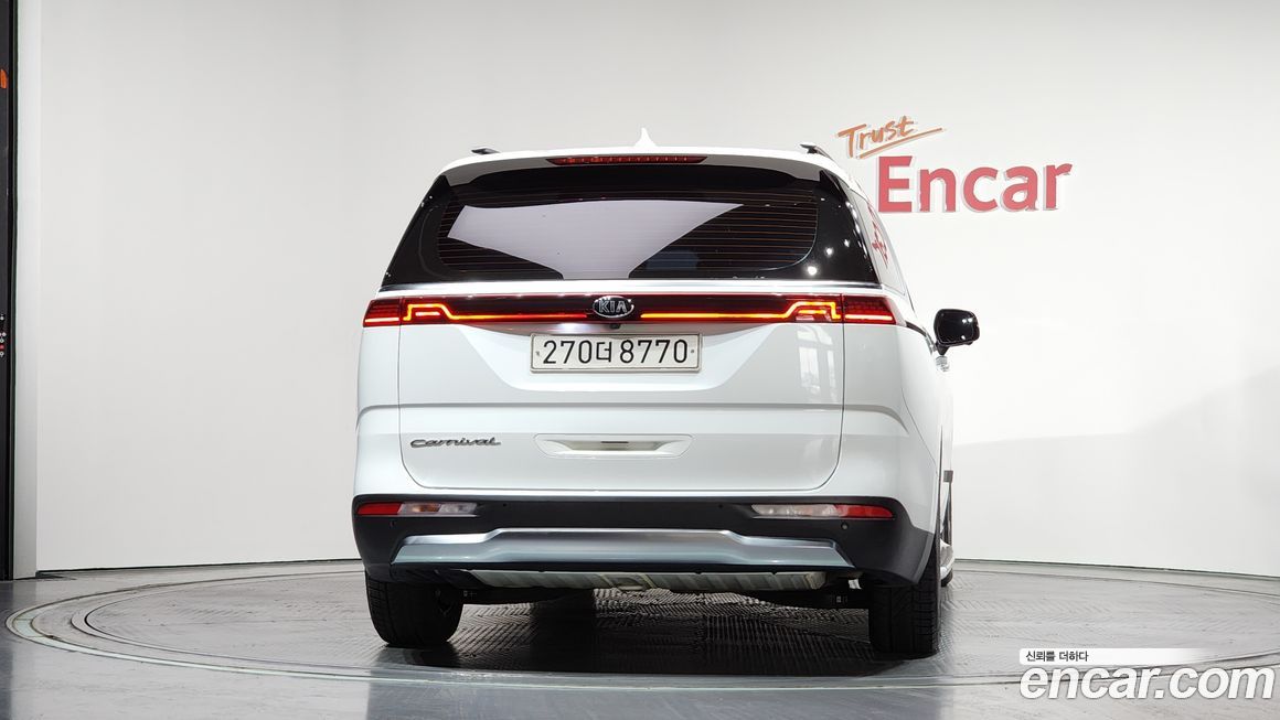 Kia Canival 2021