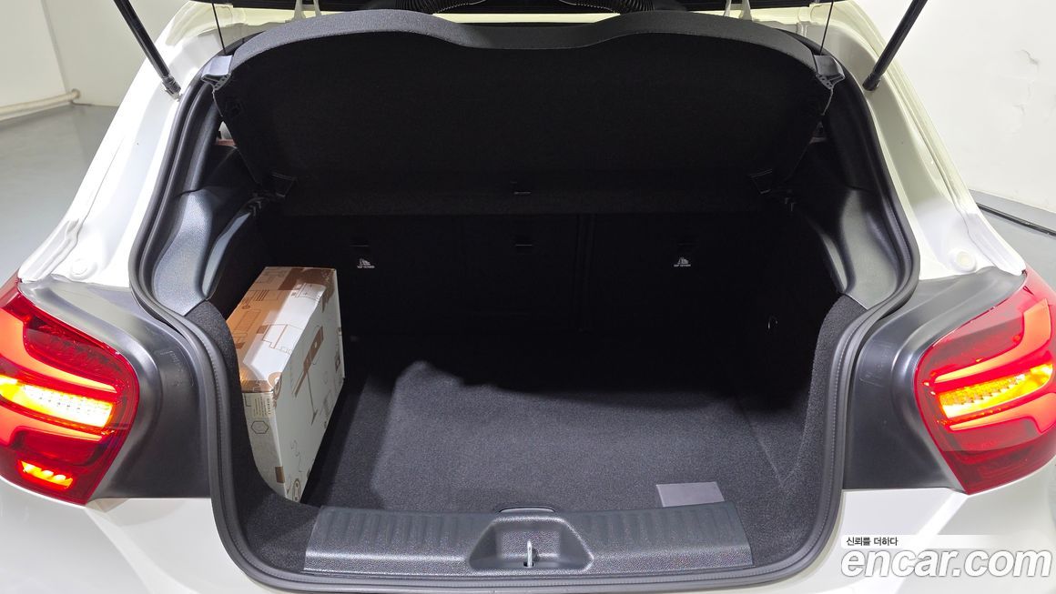 Mercedes-Benz A-Class 2018