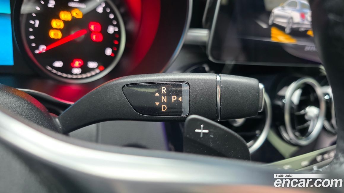 Mercedes-Benz C-Class 2020