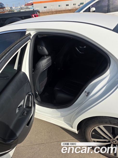 Mercedes-Benz A-Class 2021