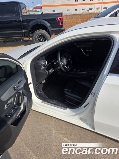 Mercedes-Benz A-Class 2021