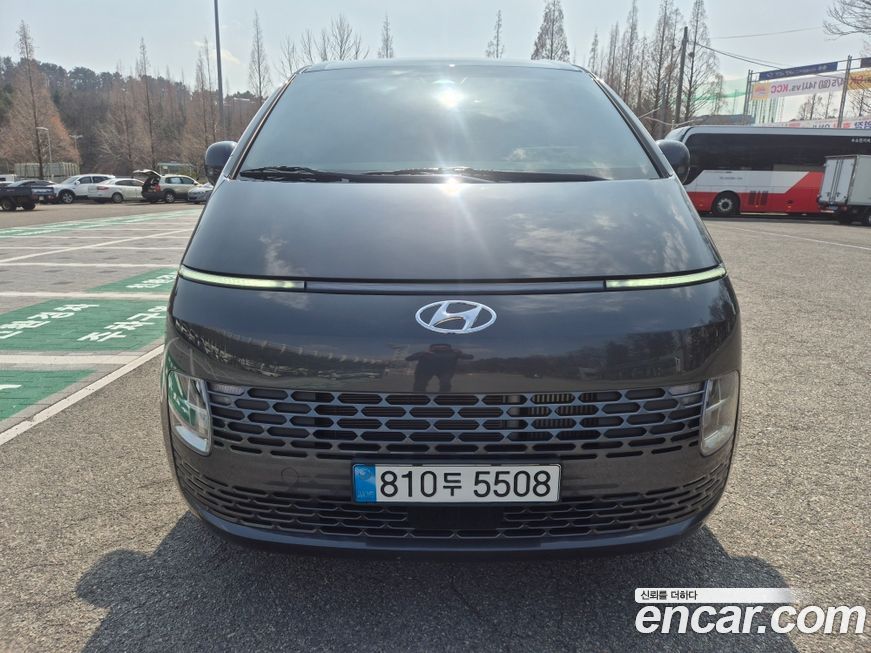 Hyundai Staria 2024