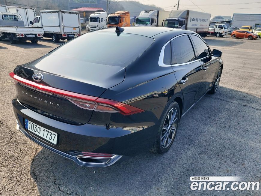 Hyundai Grandeur 2022