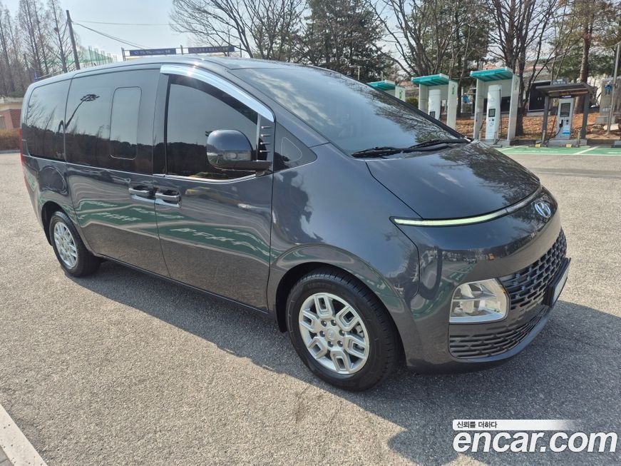 Hyundai Staria 2024
