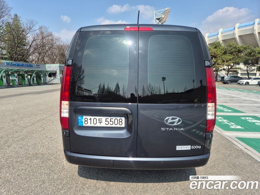 Hyundai Staria 2024
