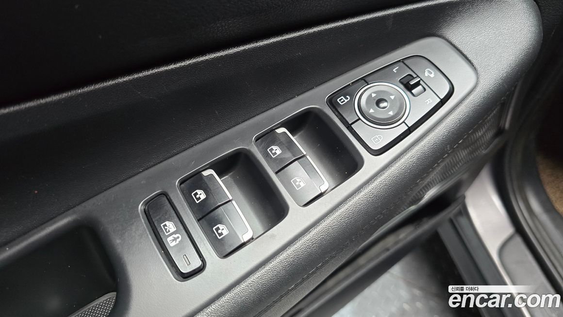 Hyundai Santafe 2022