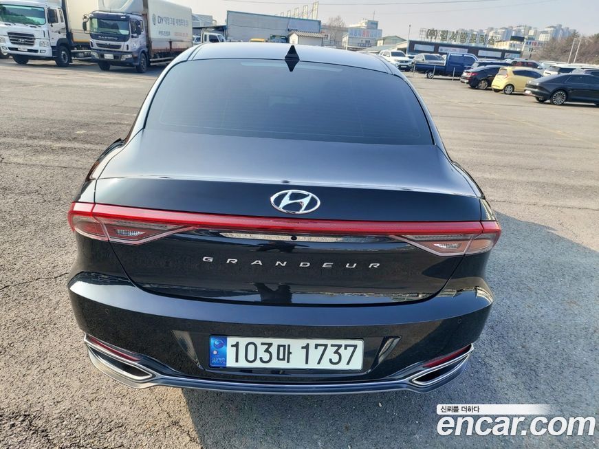 Hyundai Grandeur 2022
