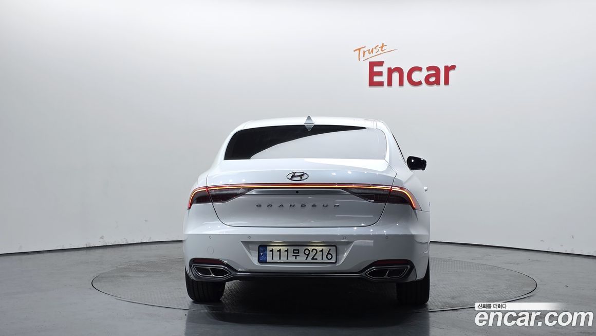 Hyundai Grandeur 2022