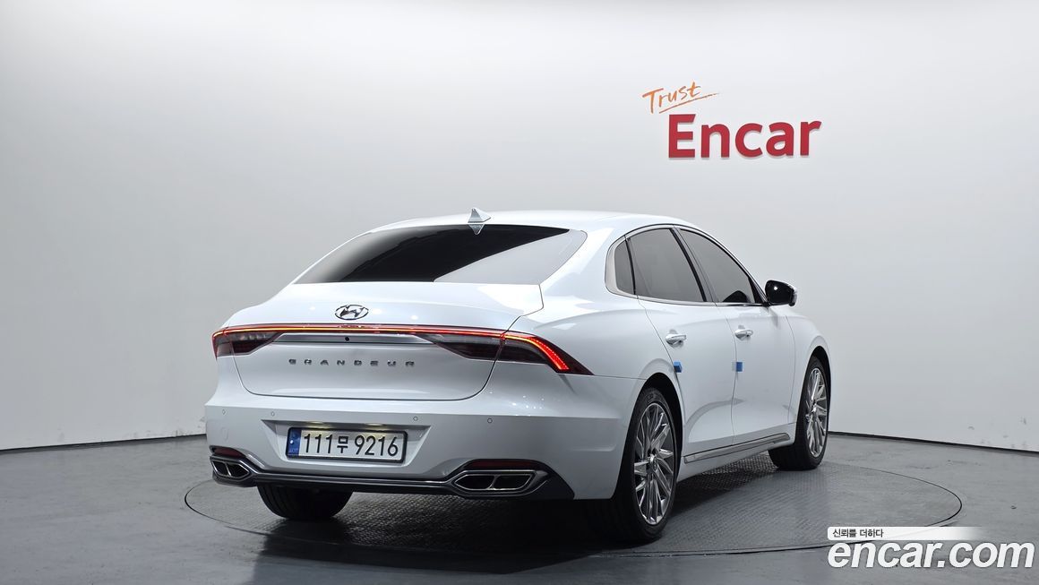 Hyundai Grandeur 2022