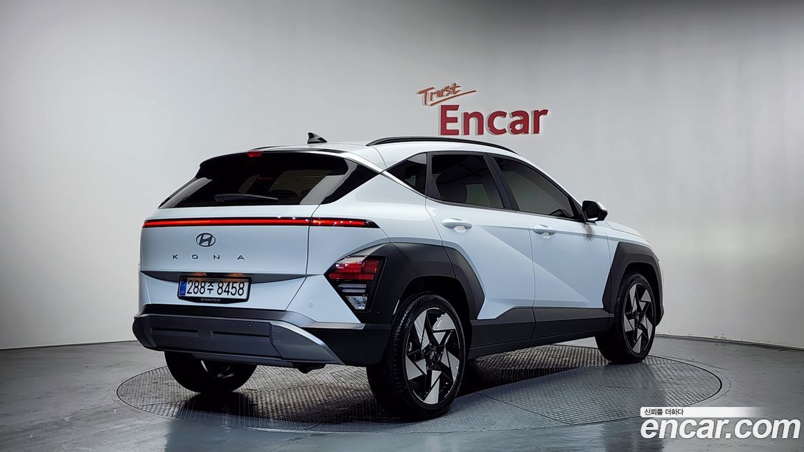 Hyundai Kona 2025