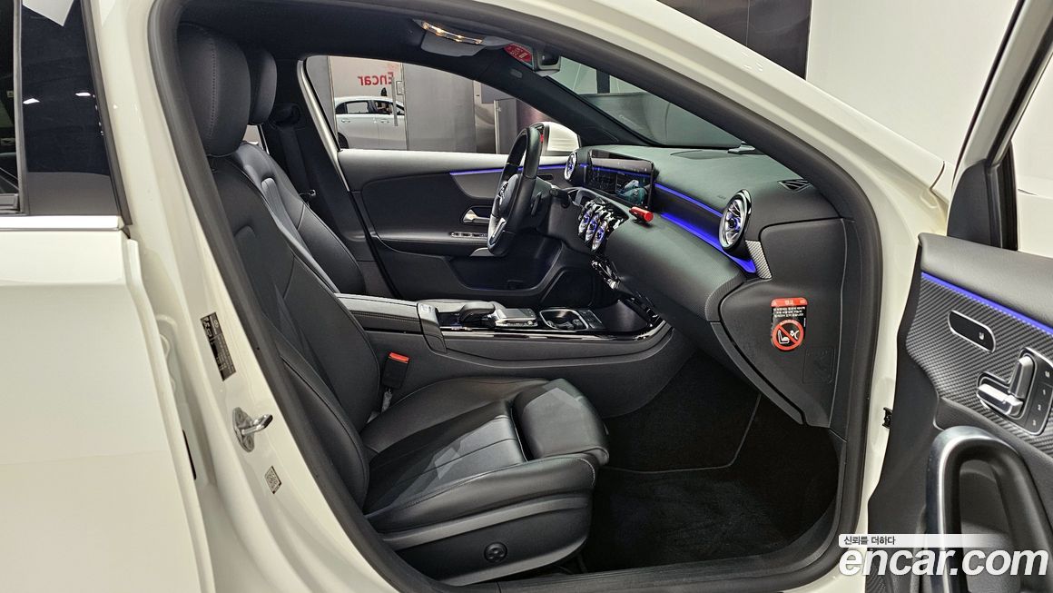 Mercedes-Benz A-Class 2023